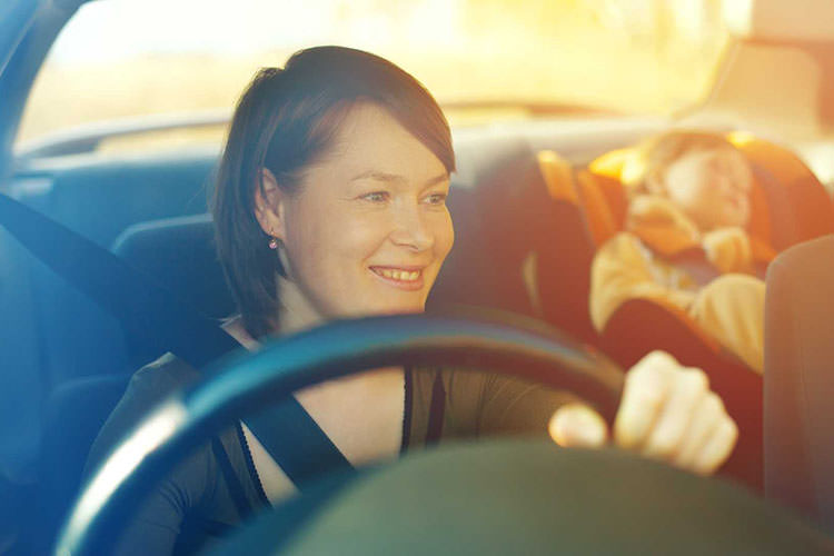 ۶ توصیه برای جلوگیری از حواس‌پرتی در رانندگی